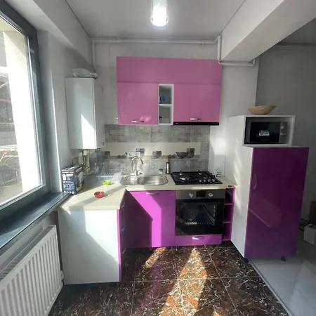 Studio Sau Garsoniera 50 Mp In Mamaia Nord Prima Linie Pe Plaja La Stefan Building