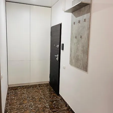 Studio Sau Garsoniera 50 Mp In Mamaia Nord Prima Linie Pe Plaja La Stefan Building *